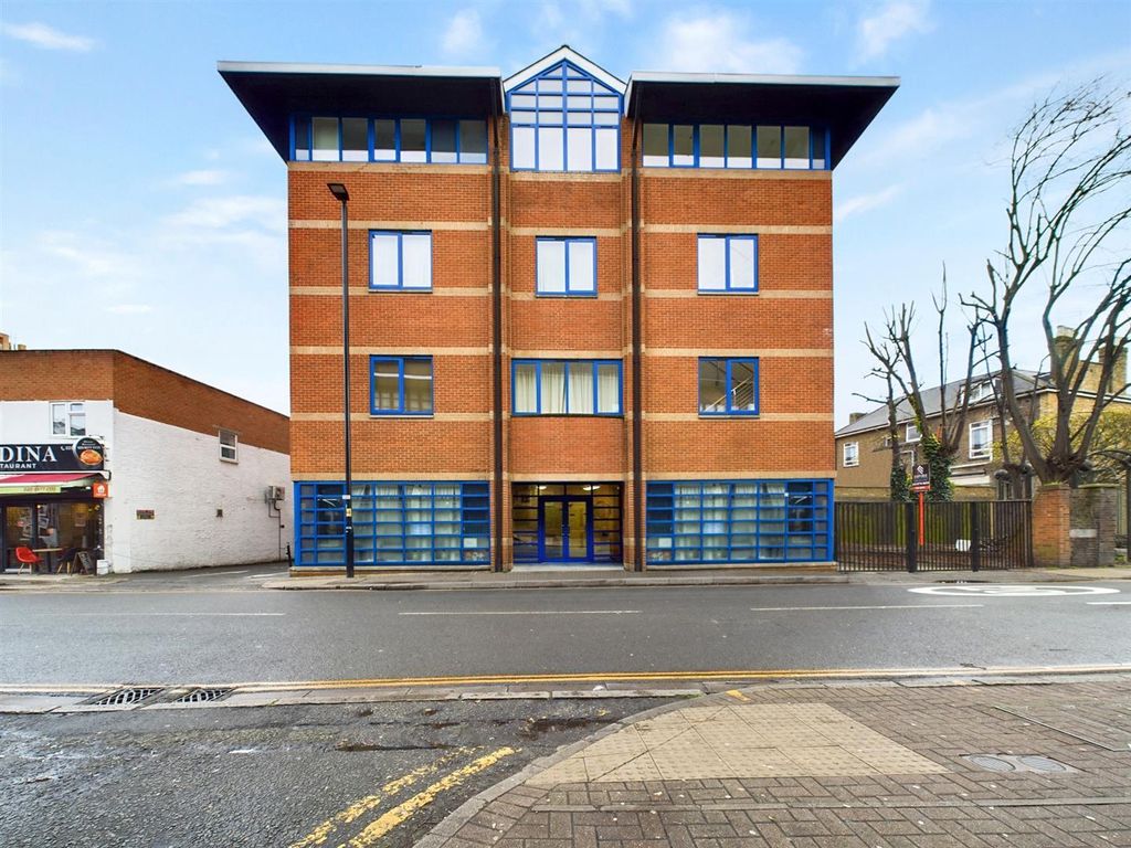 Property photo 1 of 9 External Pic.Jpg