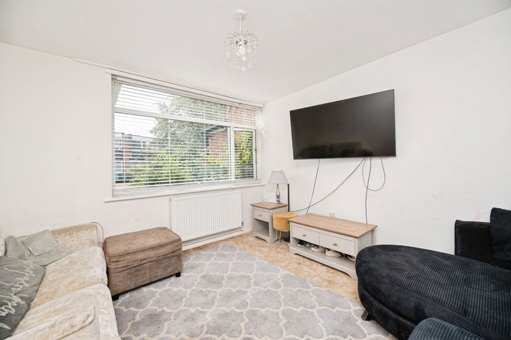 Property photo 3 of 21 Pbox-Img.Jpg