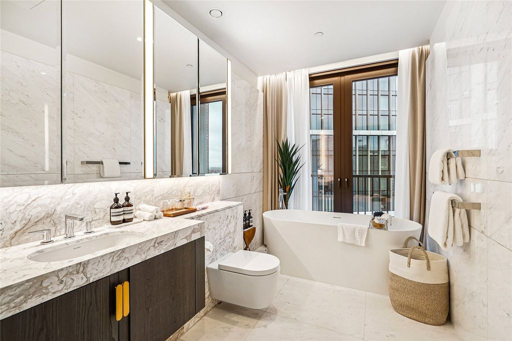 Additional image 9 of 6 bed flat to rentOak Lane, London SW8