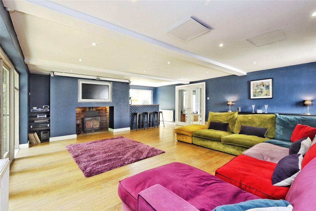Property photo 1 of 50 Picture No. 56