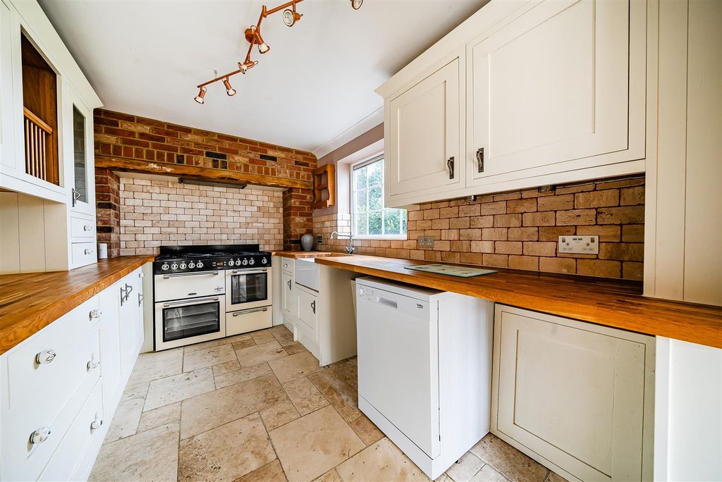 Property photo 3 of 24 1262590 (5).Jpg