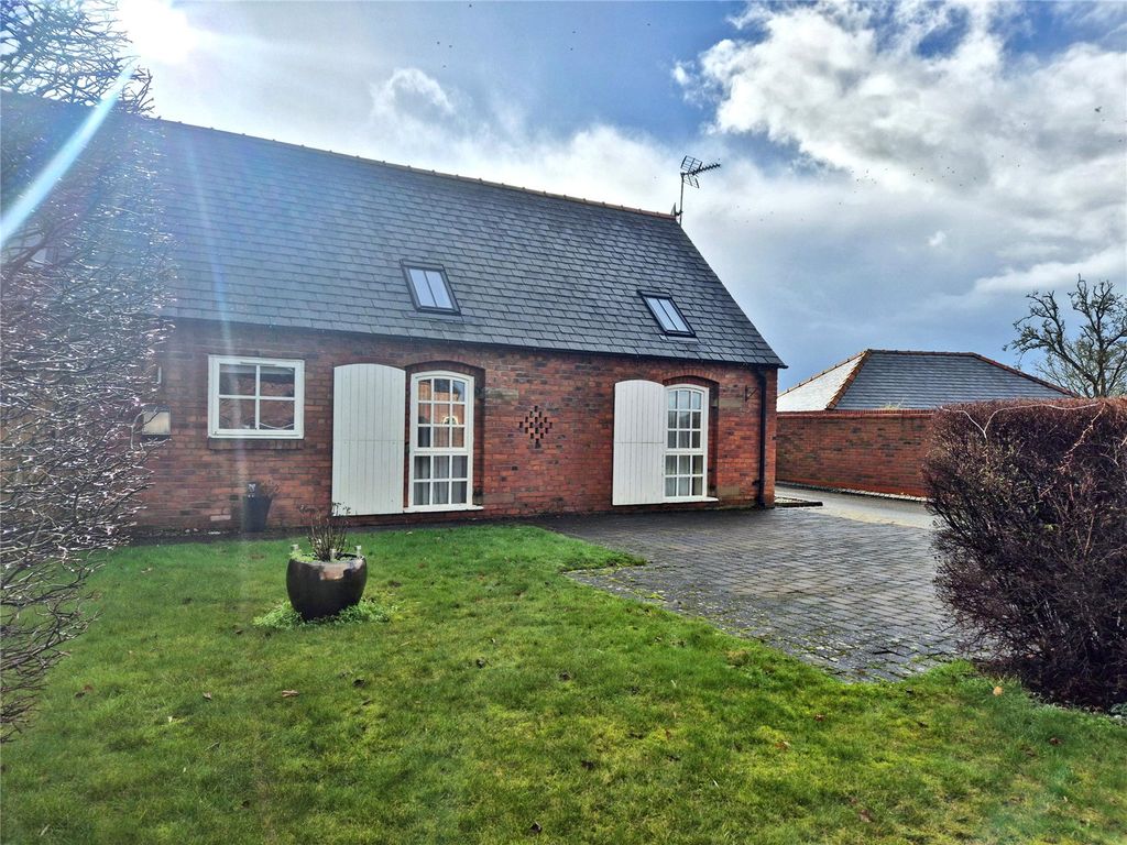 Property photo 2 of 5 Front