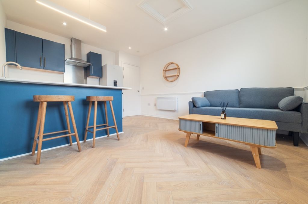 Property photo 3 of 12 Lrg_Call 02920 668585 To Secure Your Viewing _3