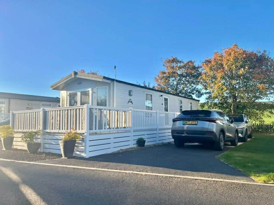 Property photo 1 of 15 Chorus 10