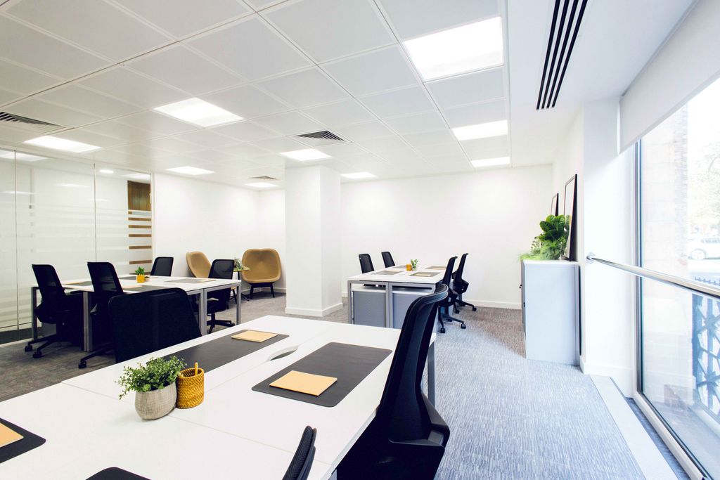 Property photo 2 of 7 Office