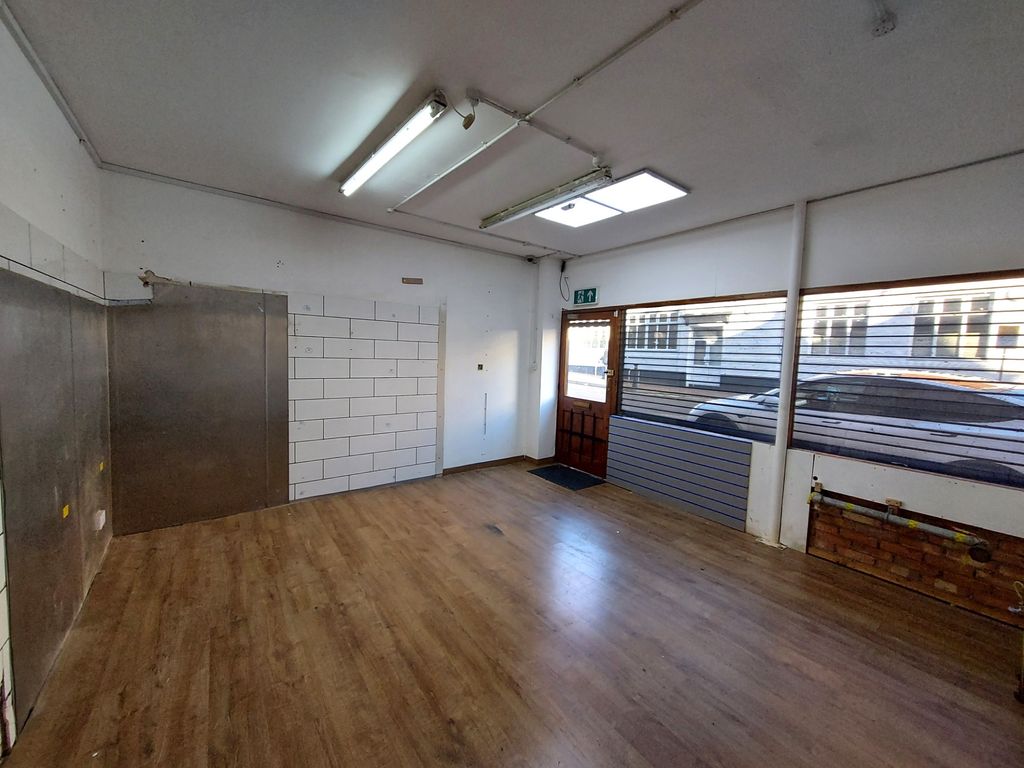 Property photo 3 of 3 Shop 2