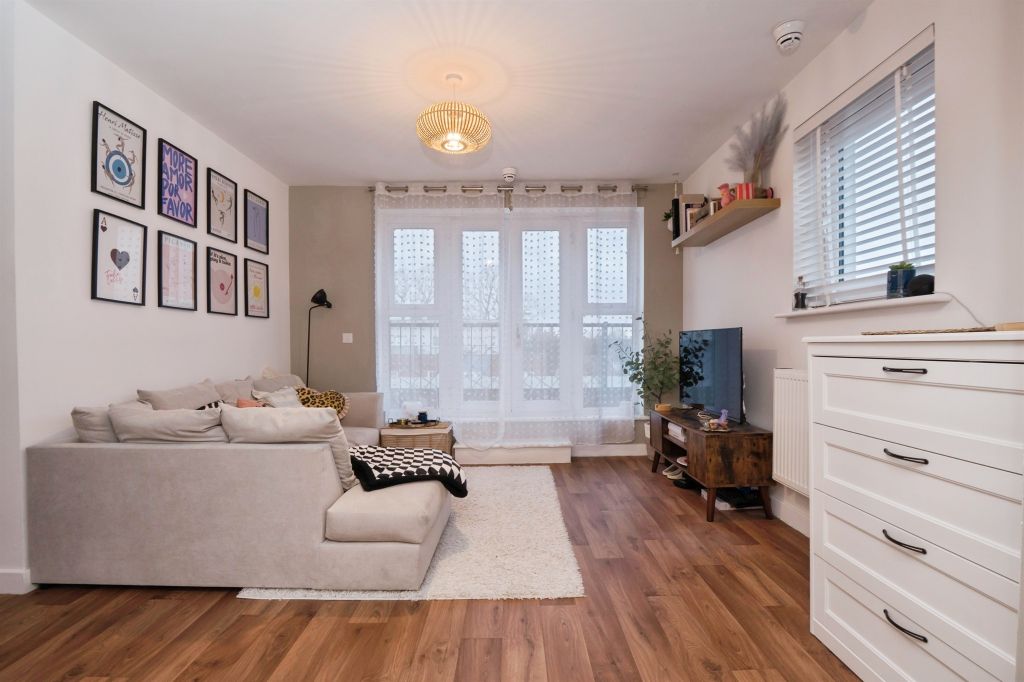 Property photo 3 of 17