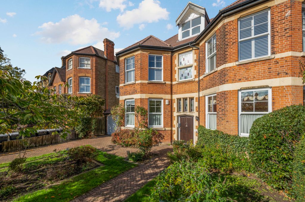 Property photo 1 of 21 Picture No. 18