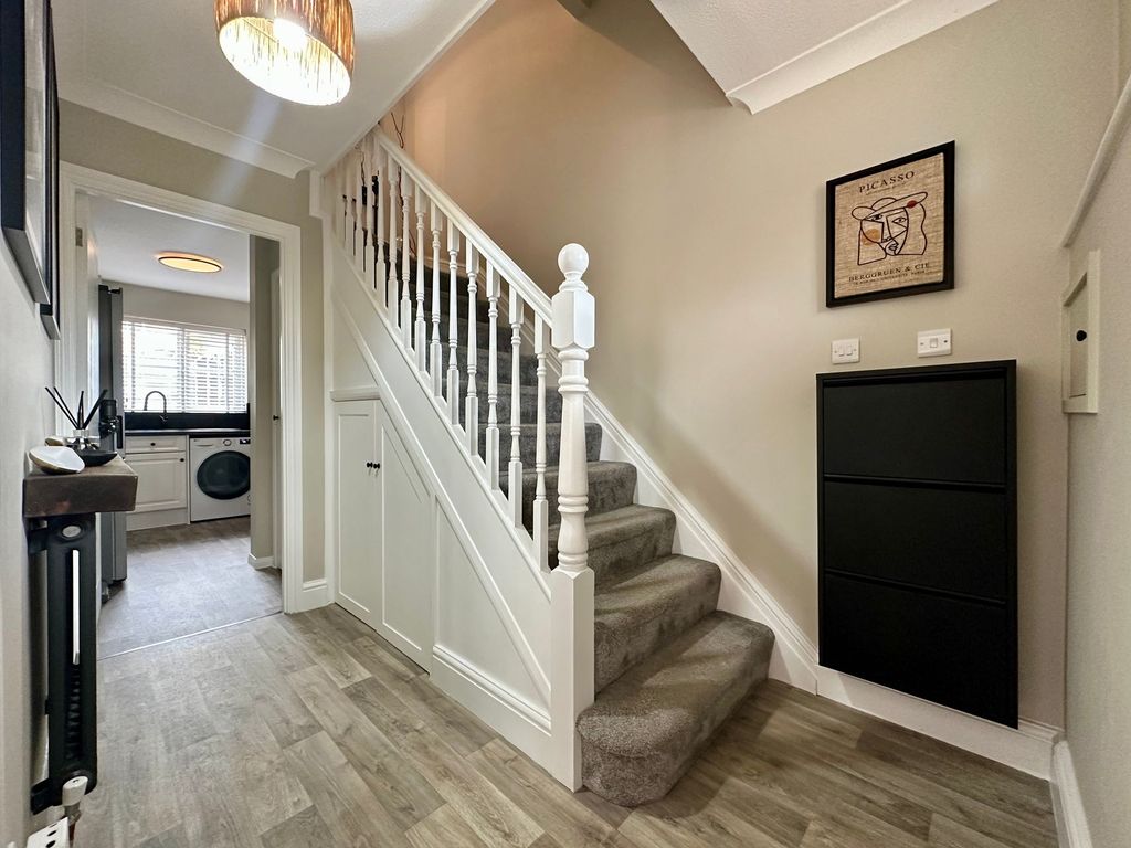 Property photo 2 of 12 Hallway