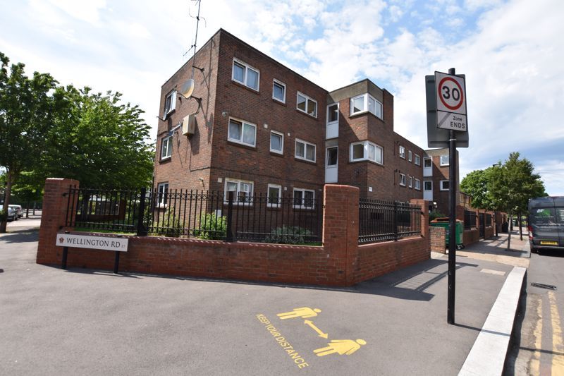 Property photo 2 of 10 Photo 11