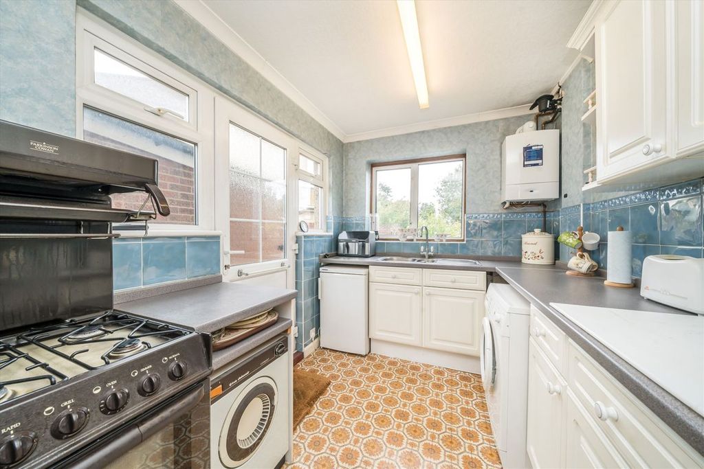 Property photo 3 of 7