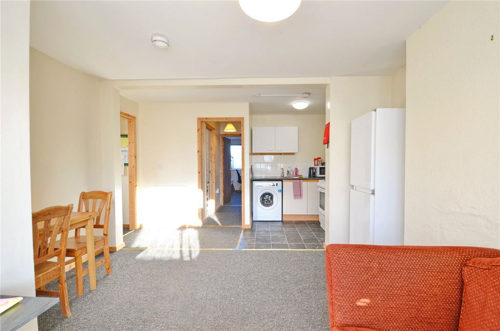 Property photo 2 of 9 Picture No. 03