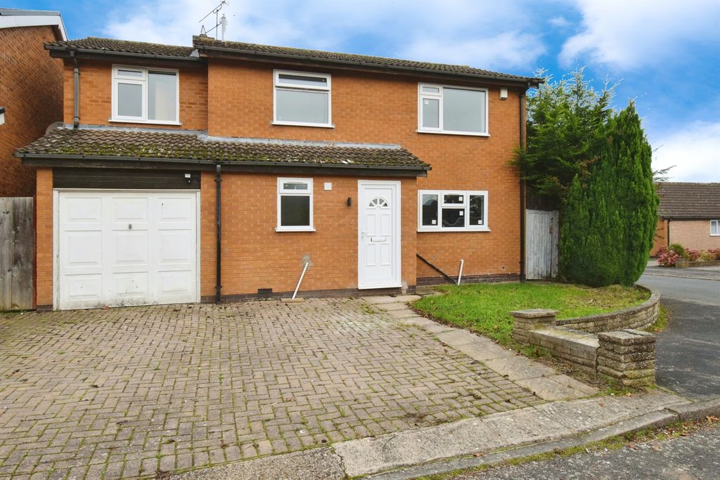 Property photo 1 of 17