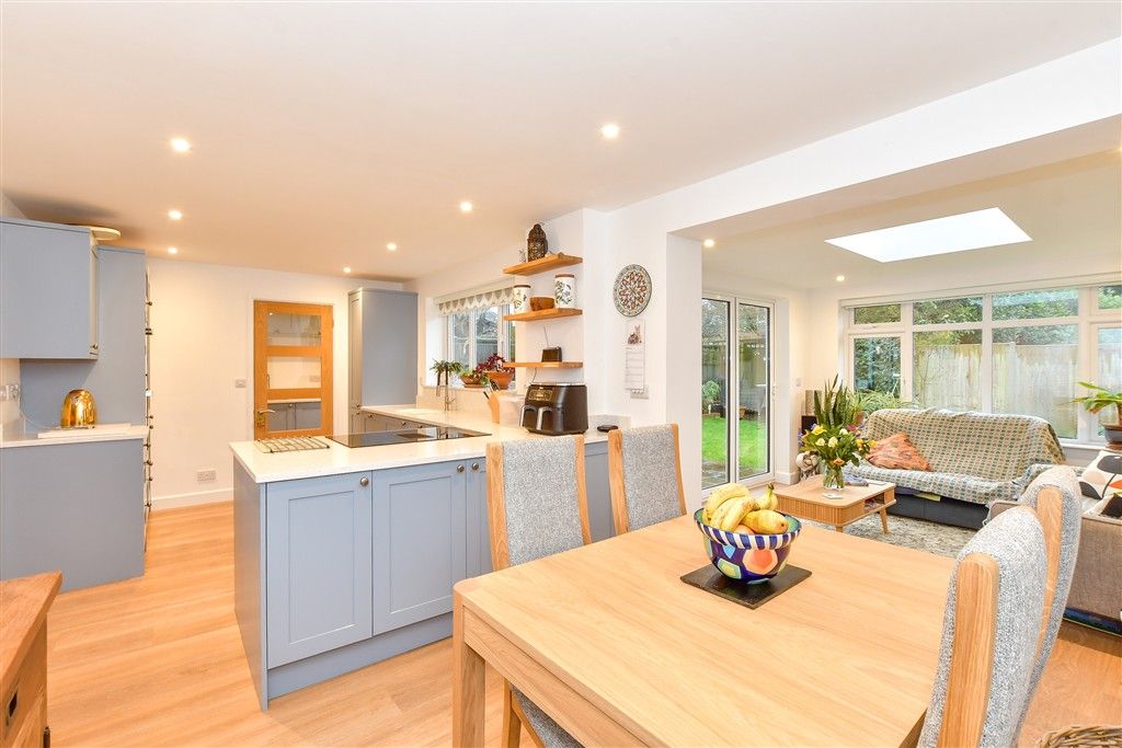 Property photo 3 of 16 Kitchen/Diner