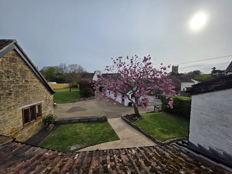 Property photo 2 of 30