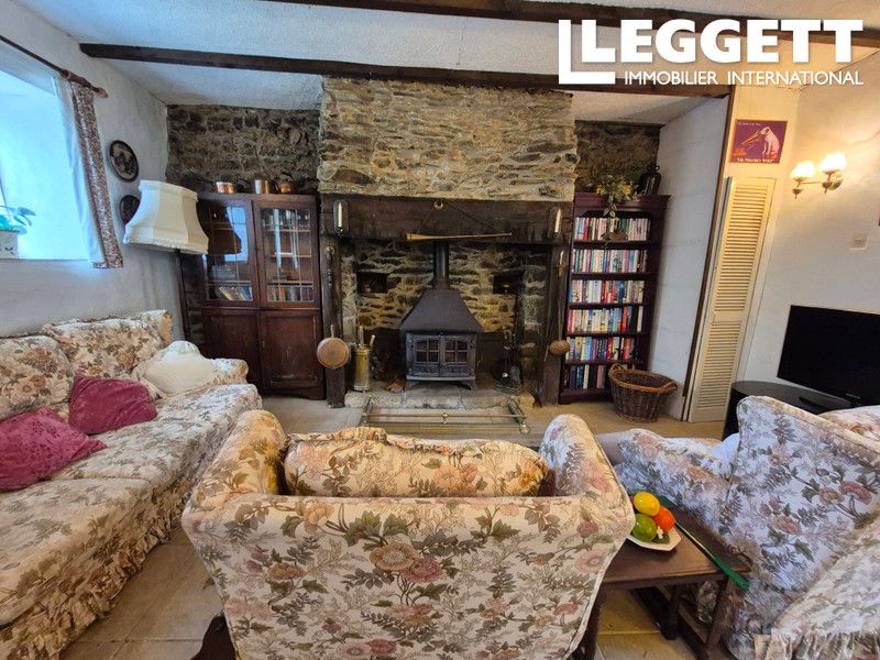 Property photo 3 of 10