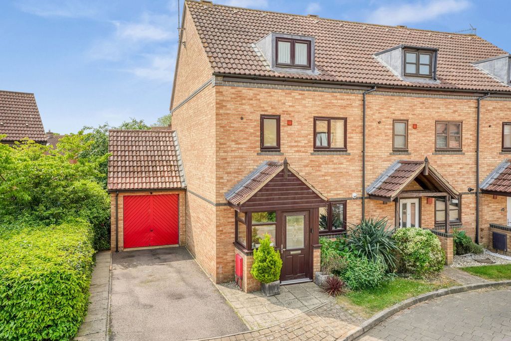 Property photo 1 of 24