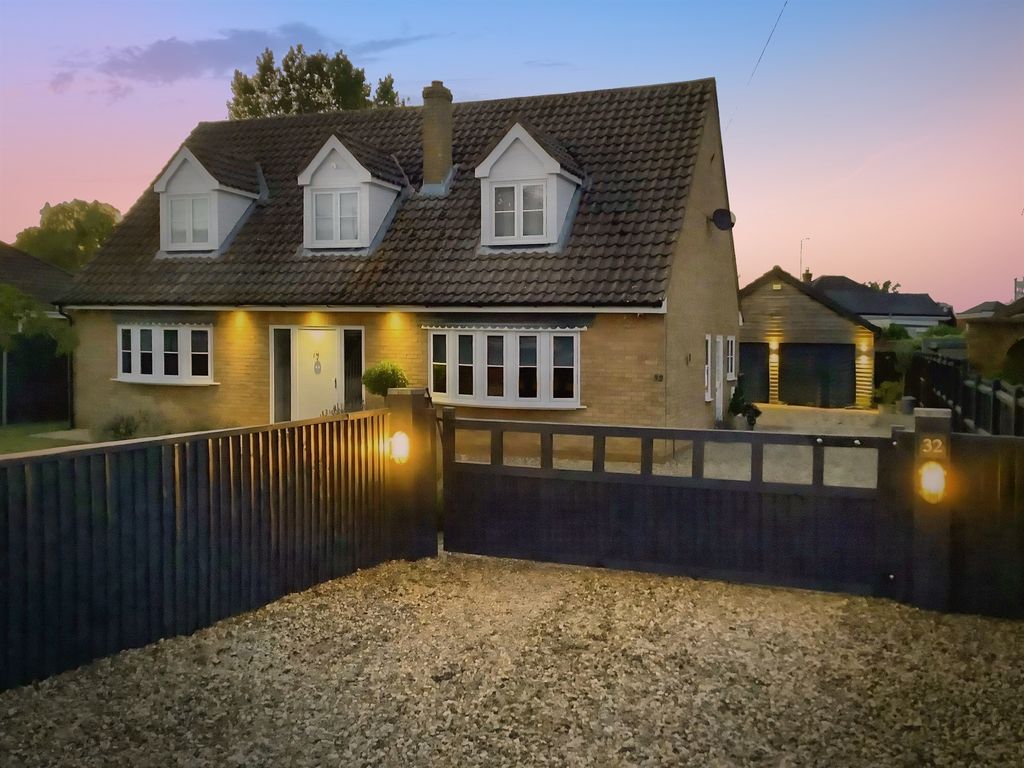 Property photo 1 of 21