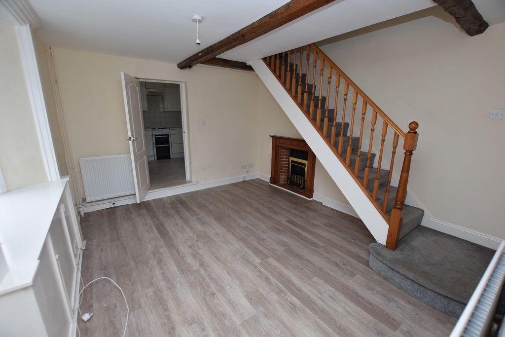 Property photo 3 of 8 Photo 14