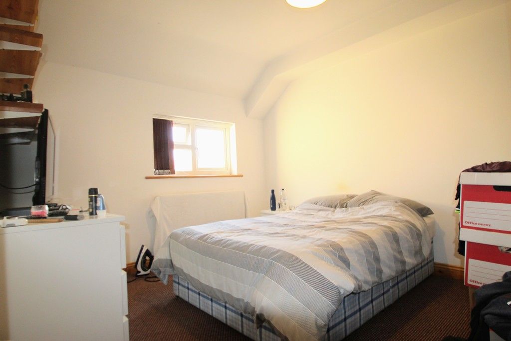 Property photo 2 of 5 Img_9572_18_Large