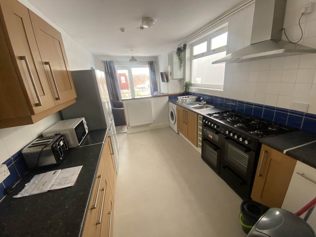 Property photo 1 of 20 Img_7022