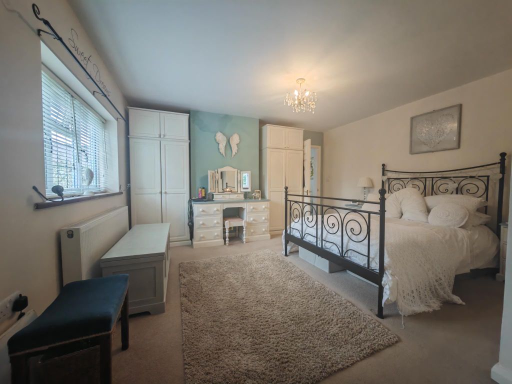 Property photo 3 of 21