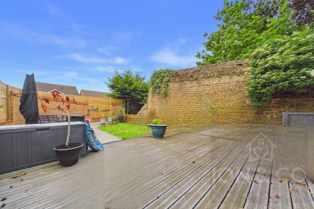 Property photo 3 of 21