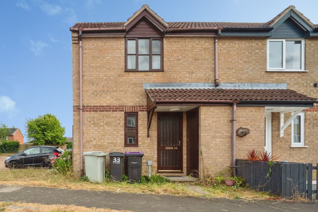 Property photo 1 of 10 Front