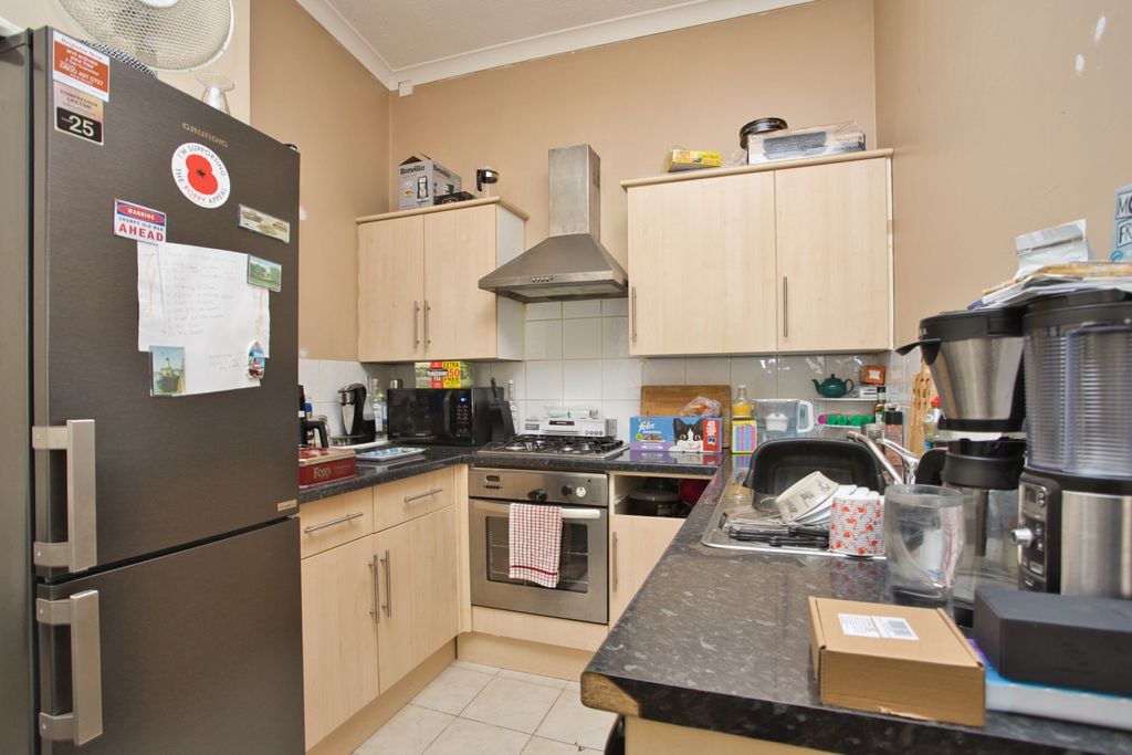 Property photo 3 of 6 Picture 3