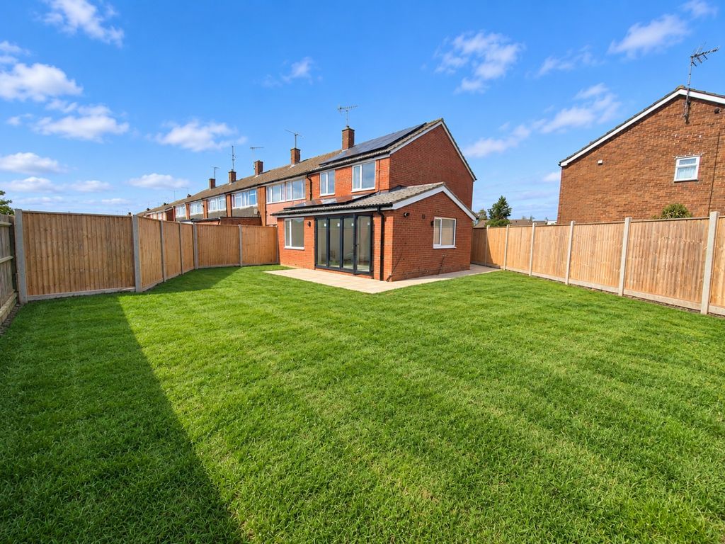 Property photo 1 of 11 5529100