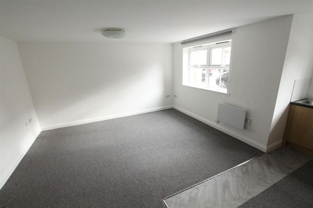 Property photo 3 of 6 Img_0094.Jpg