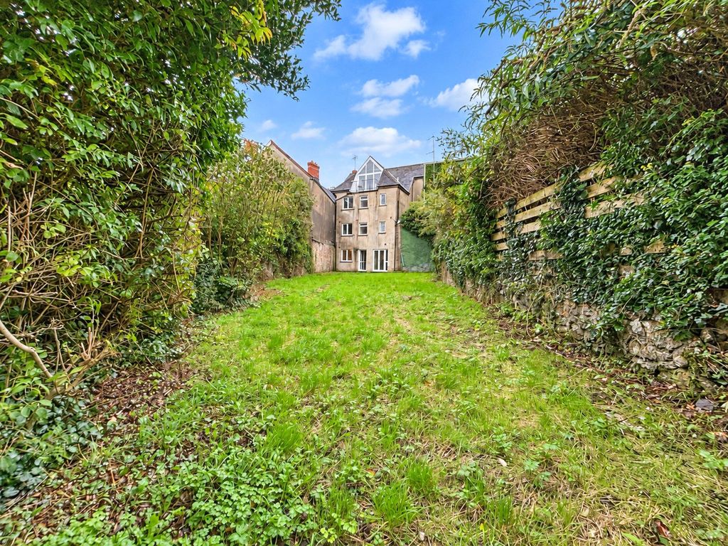 Property photo 1 of 16 Picture No. 25