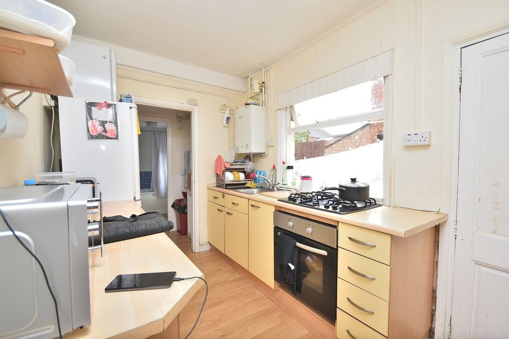 Property photo 2 of 12