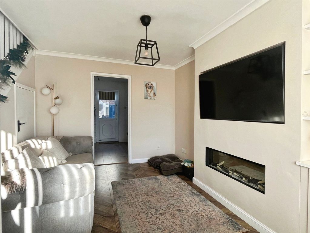 Property photo 2 of 9 Picture No. 03