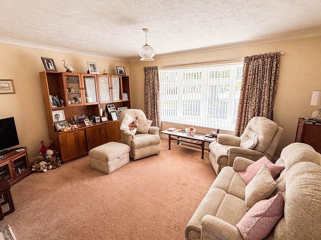 Property photo 3 of 8