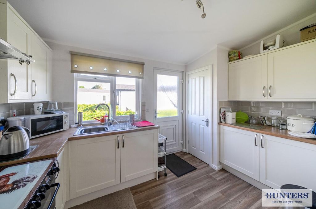 Property photo 3 of 21 B4Bee139-6Db5-4Aaf-99Cb-Abf540Cdec0d.Jpg