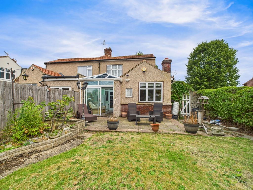 Property photo 1 of 14 Presented By Robert At Ewemove Bexleyheath And Dar