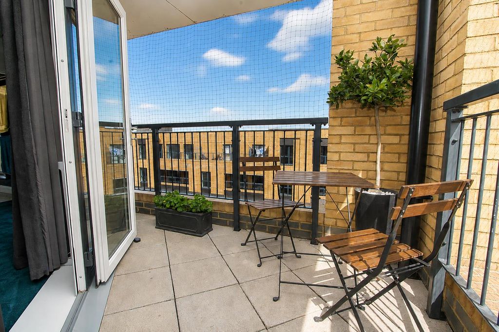 Property photo 2 of 26 Terrace2