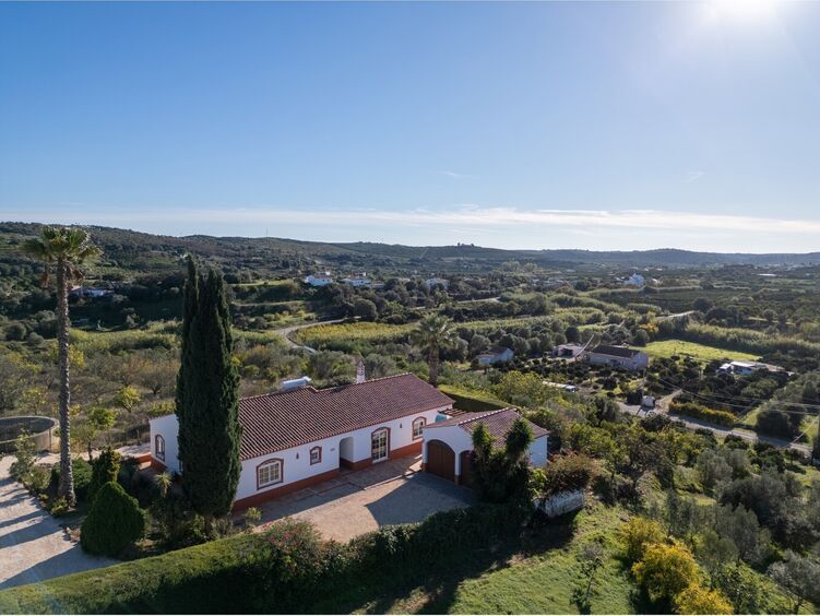 Property photo 1 of 71 Img 0