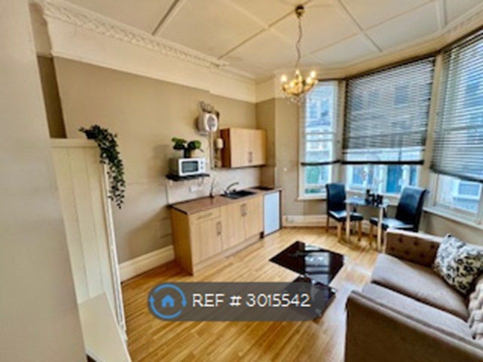 Property photo 3 of 20