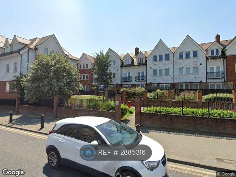 Property photo 1 of 18 Outside Building