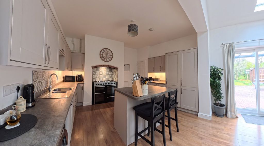 Additional image 10 of 4 bed detached bungalow for saleBridgnorth Road, Bridgnorth WV16