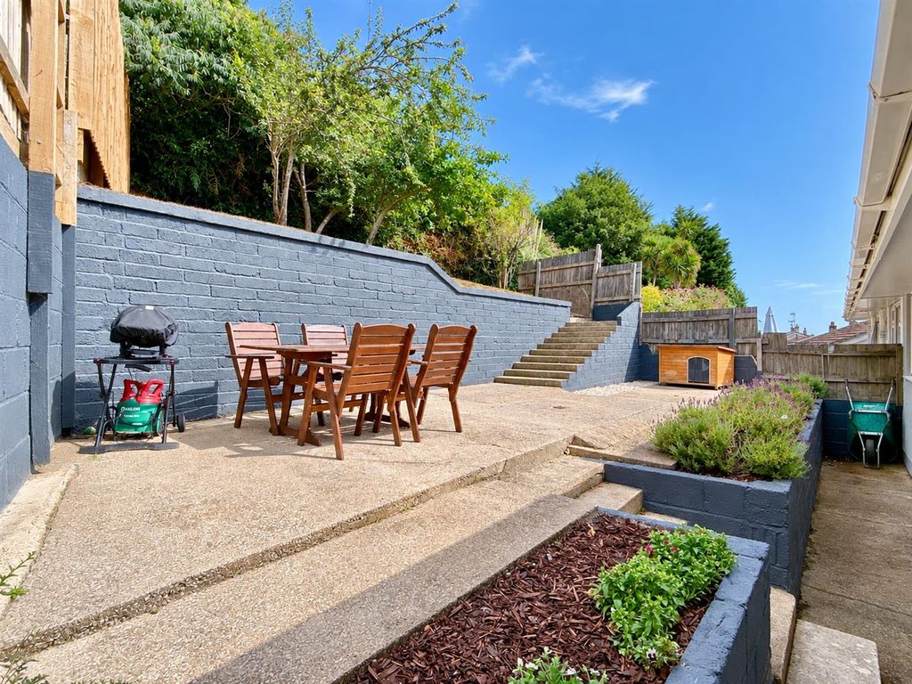 Property photo 3 of 16 Rear,Garden.Png