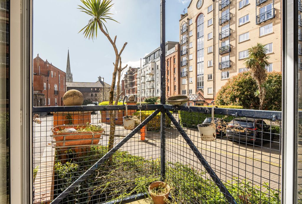 Property photo 1 of 14 1436172-9-69Ca59A...