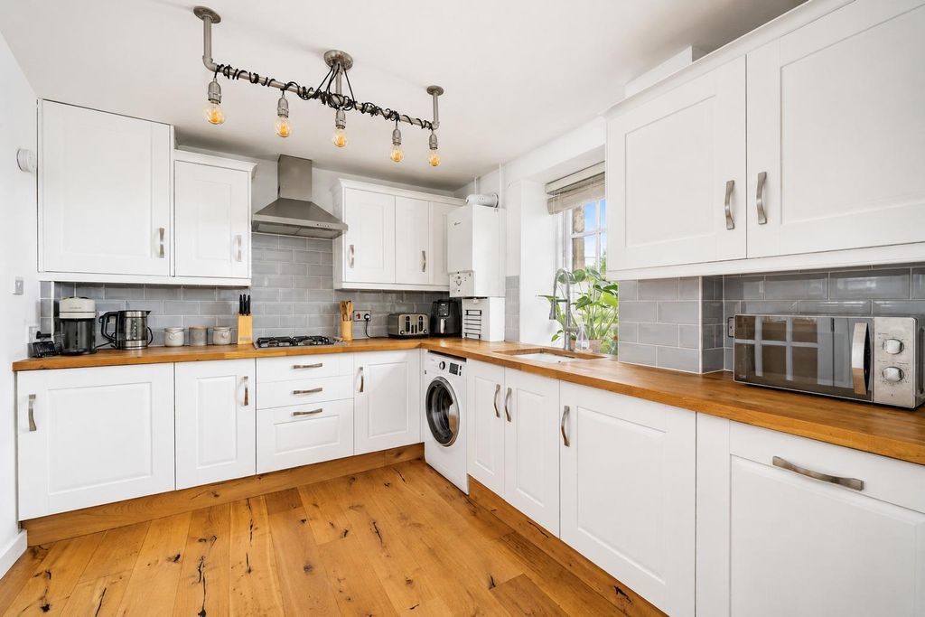 Additional image 7 of 3 bed flat for salePerth Road, Dundee DD1