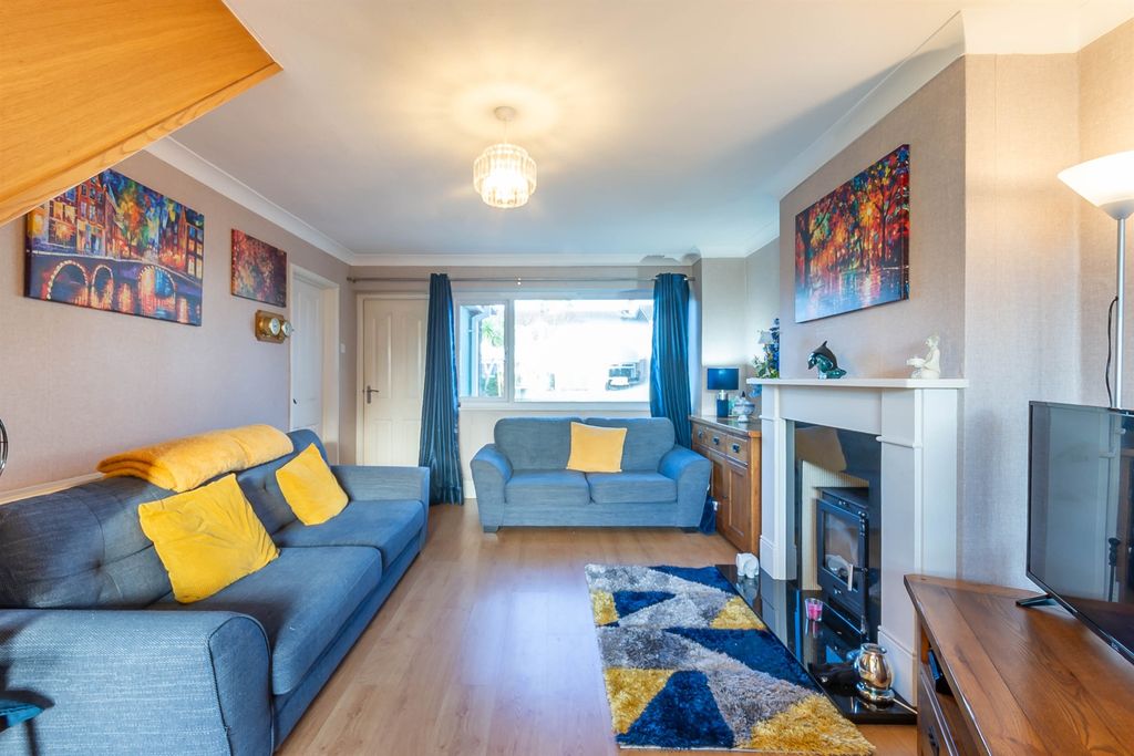 Property photo 2 of 16 Lounge Diner