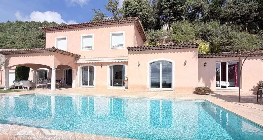 Property photo 1 of 3 5 Bedroom Villa (295 Sqm) With Panoramic Views And An Infinity Pool.