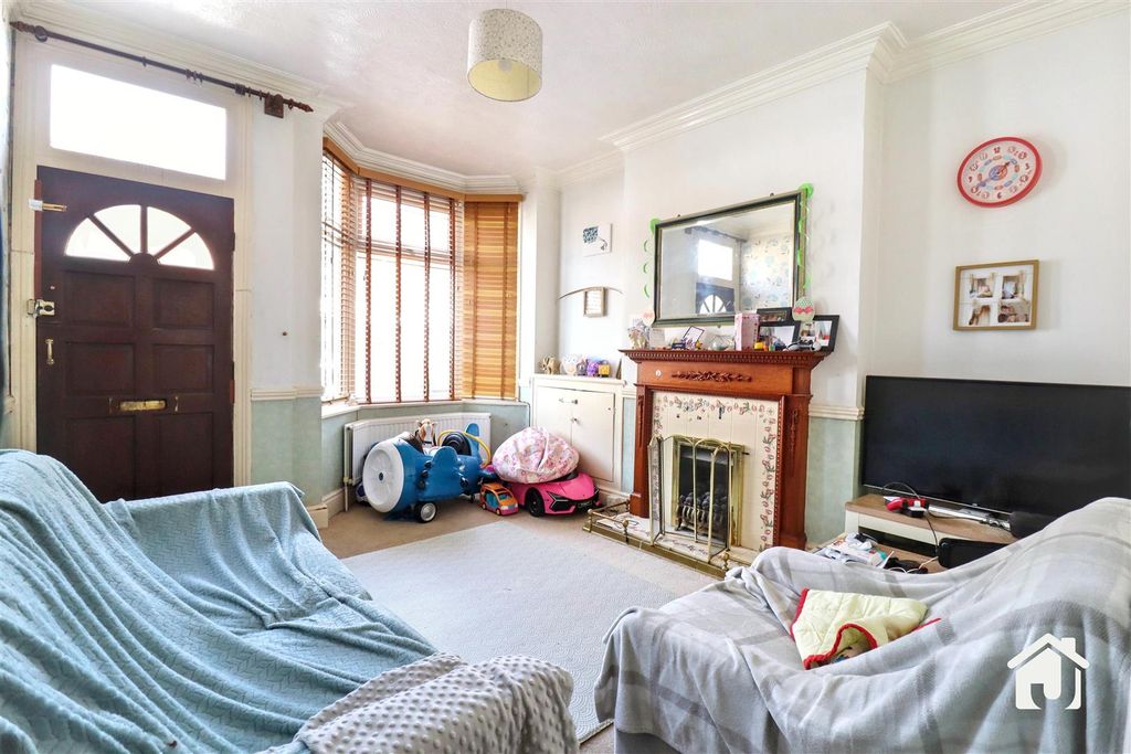 Property photo 3 of 18 Img_1198.Jpg