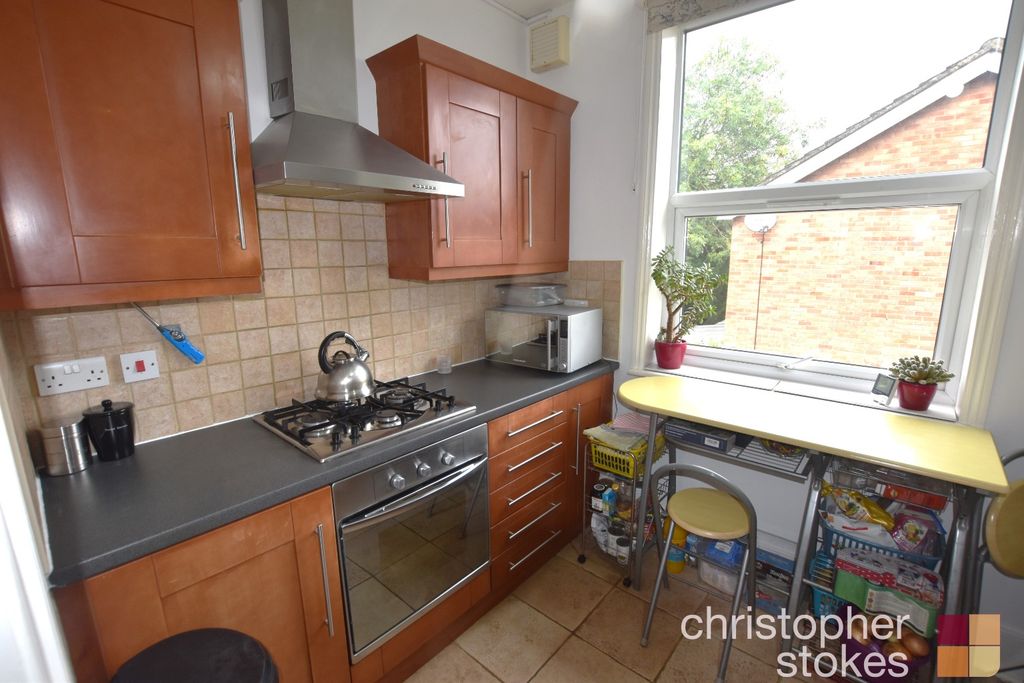 Property photo 3 of 12 3539633