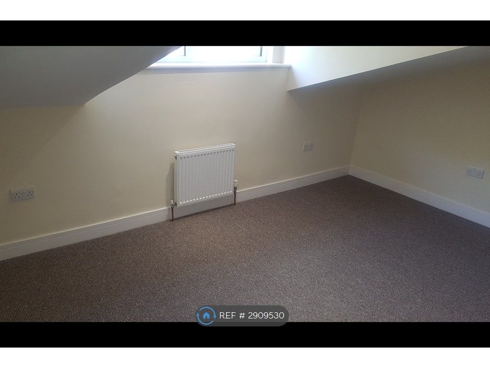 Property photo 3 of 7 Typical Layour
